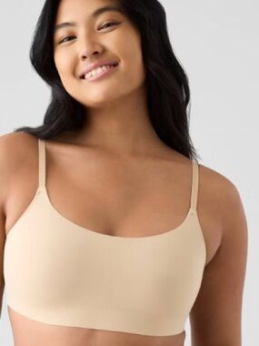 True & Co. Everybody Adjustable Strap Scoopneck Bra - Light Beige, Small, NWT